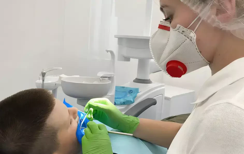 Лікування карієсу у дітей. Дитяча стоматологія. Стоматологічна клініка D.Ante